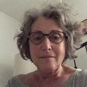 Meet your Posher, Carole